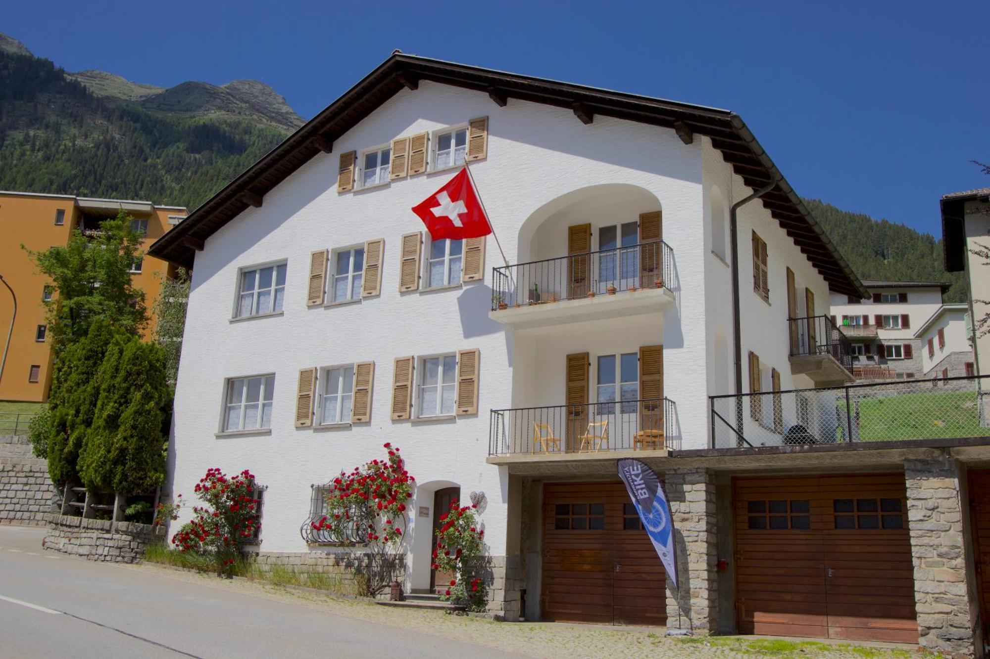 Chalet Cuore Delle Alpi Airolo Exteriör bild